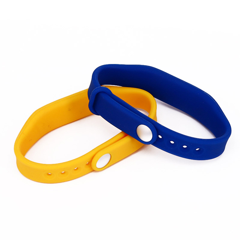 RFID Silicone Wristband With Mifare 1k Chip Xinyetong